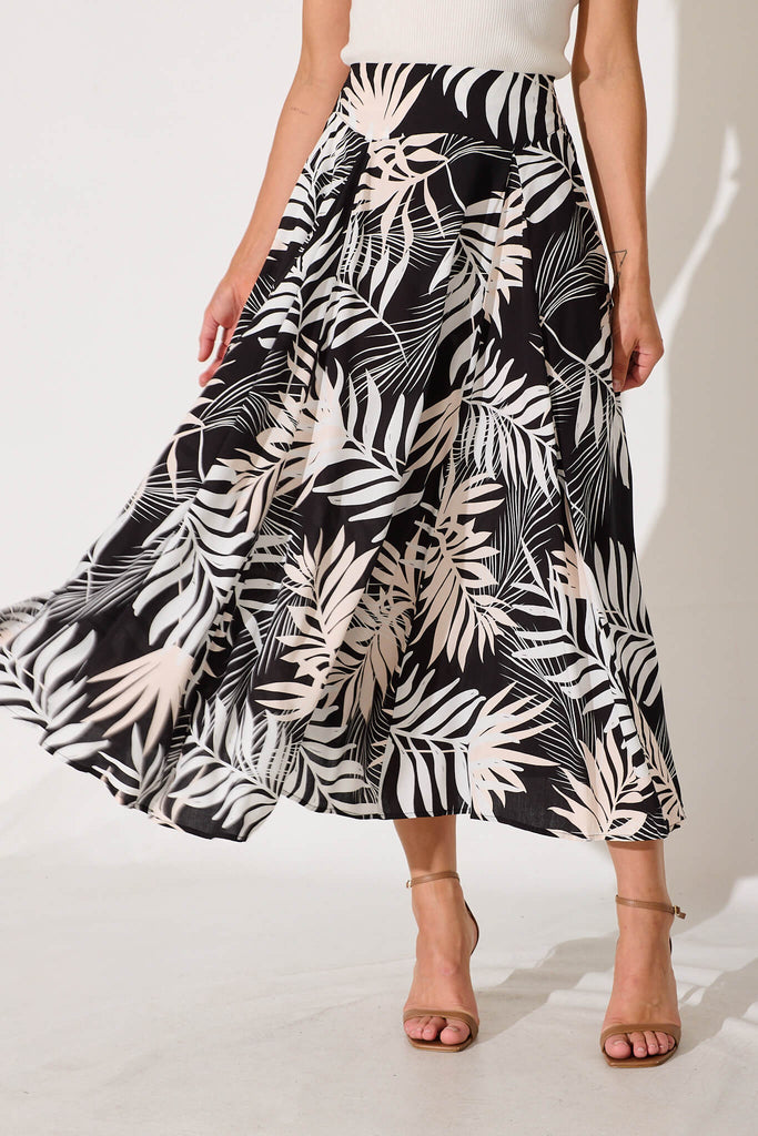 Brandsy Maxi Skirt In Black With Cream Leaf