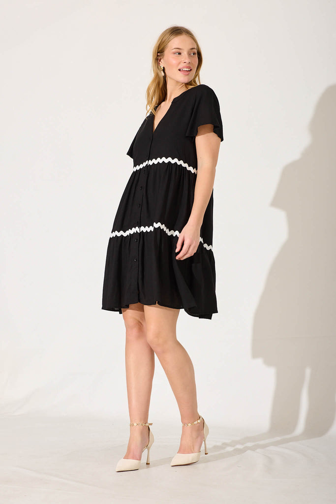 Aloha Smock Dress In Black With Ric Rac Trim Linen Blend - side