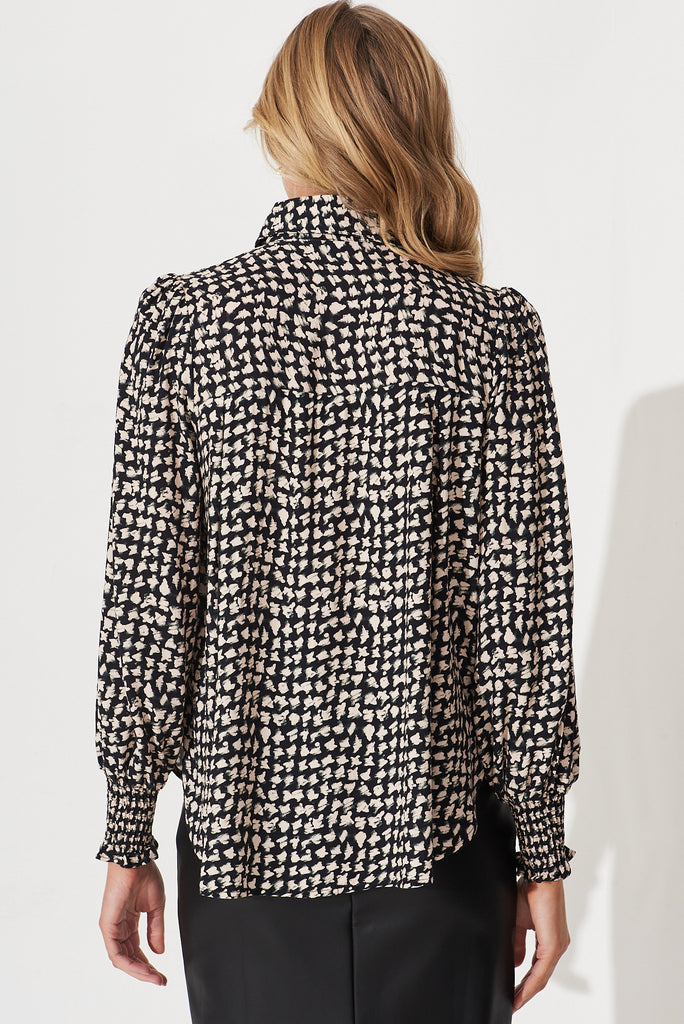 Halle Shirt In Black With Cream Print - back