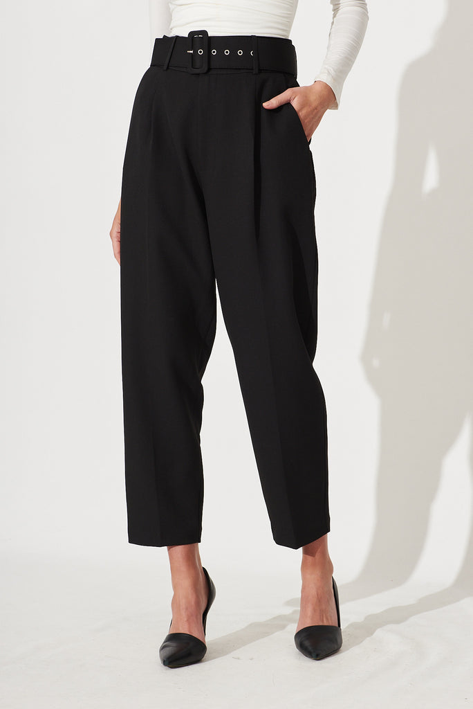 Dahlia Pant In Black - front