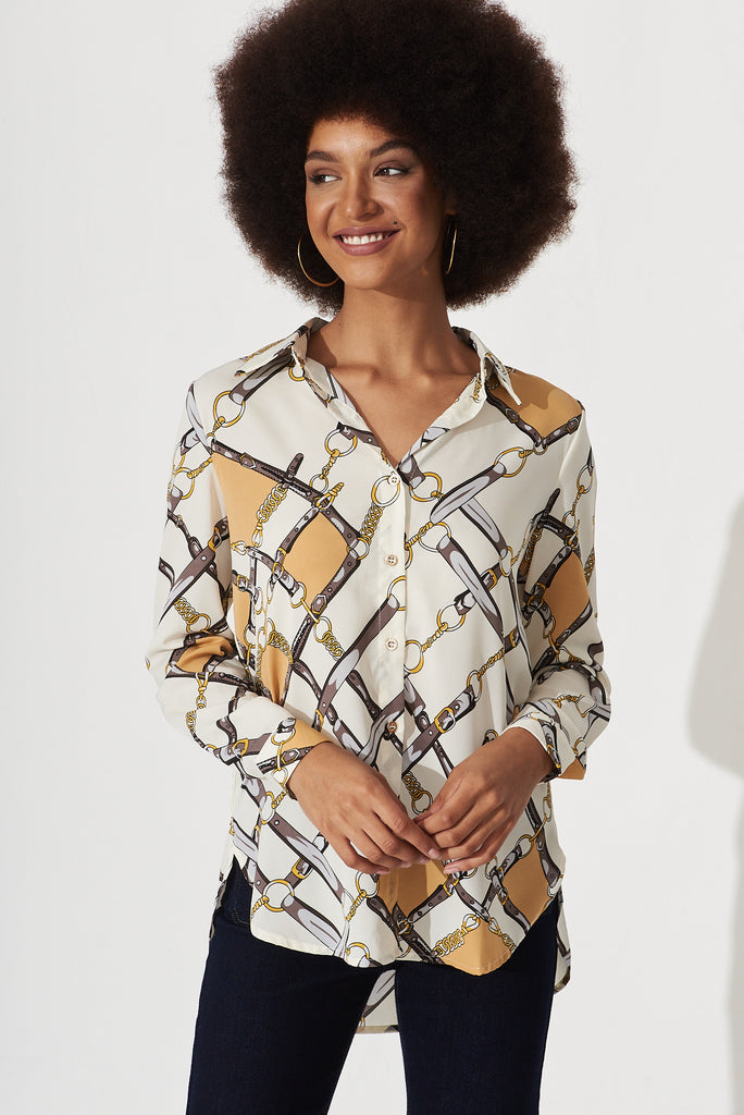 Elinora Shirt In Ivory With Brown Chain Print - front