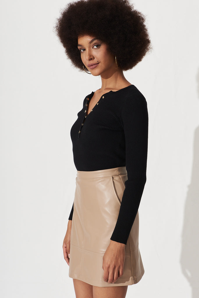 Teytey Leatherette Skirt In Taupe - side