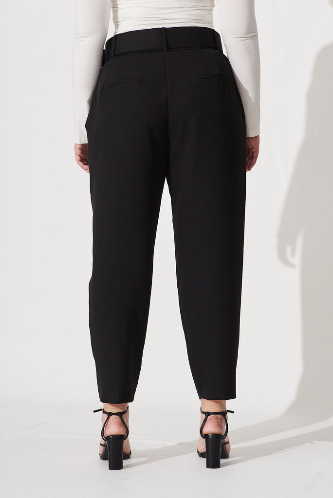 Dahlia Pant With Belt In Black - back