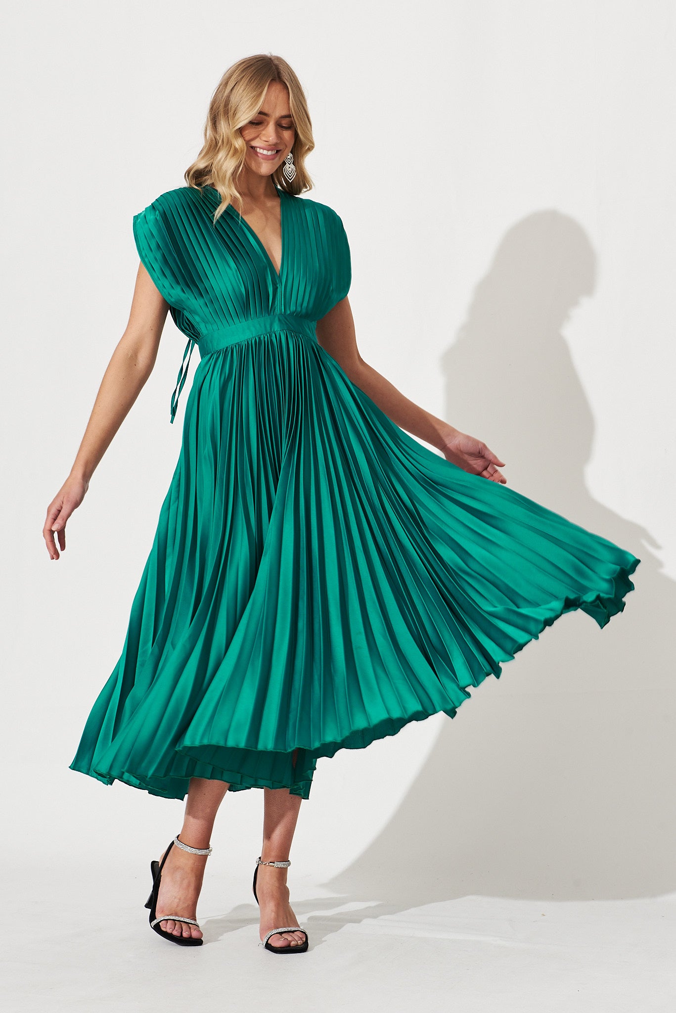 Orders midi pleated dress