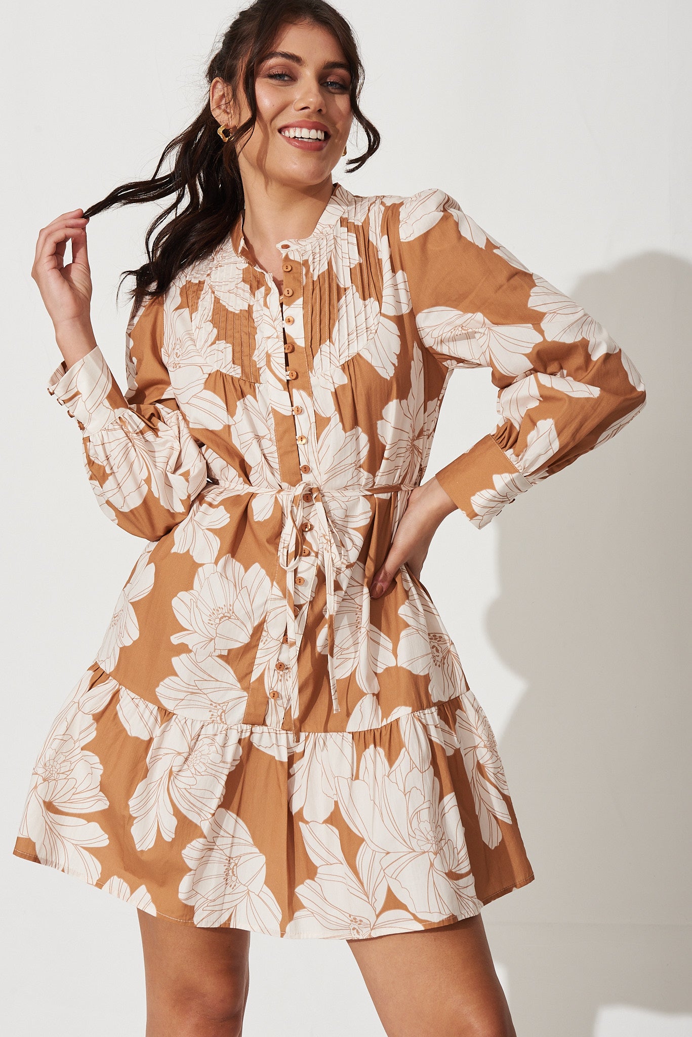 Gal Dress In Tan With White Floral Print Cotton - front