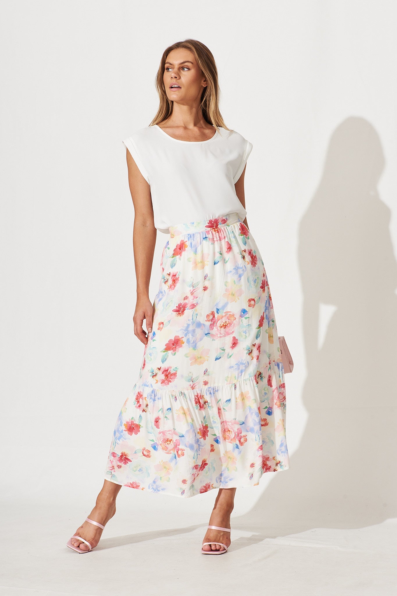 Jules Midi Skirt In White With Bright Watercolour Floral Print – St Frock