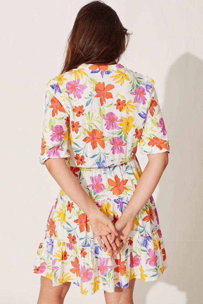 Catch Feeling Dress In White With Bright Floral Print - back