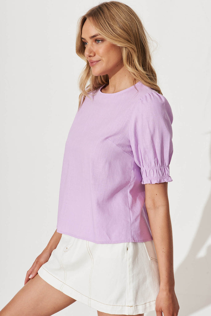 Melanie Top In Lilac Linen Blend - side