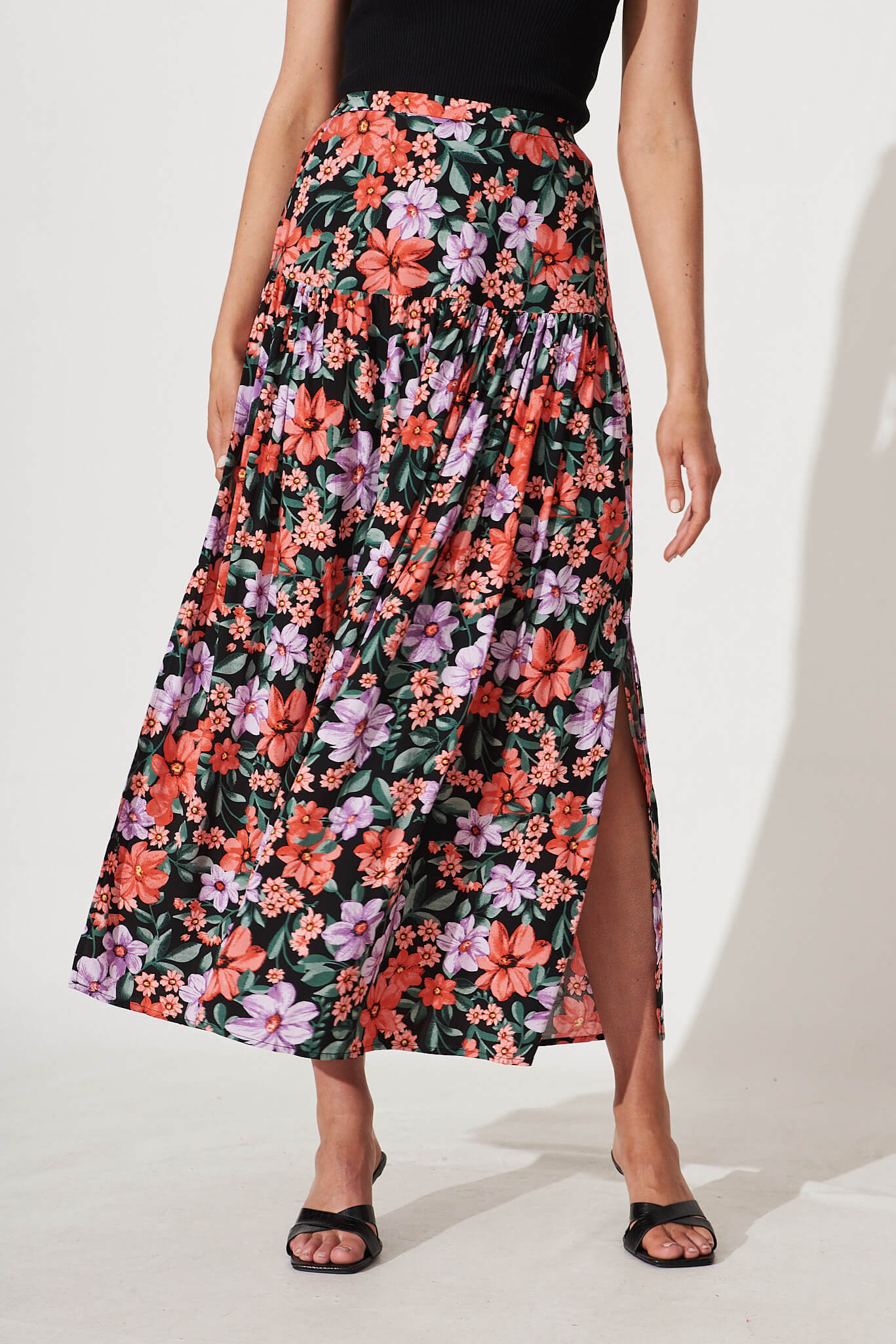 Floral maxi hotsell skirt knee length