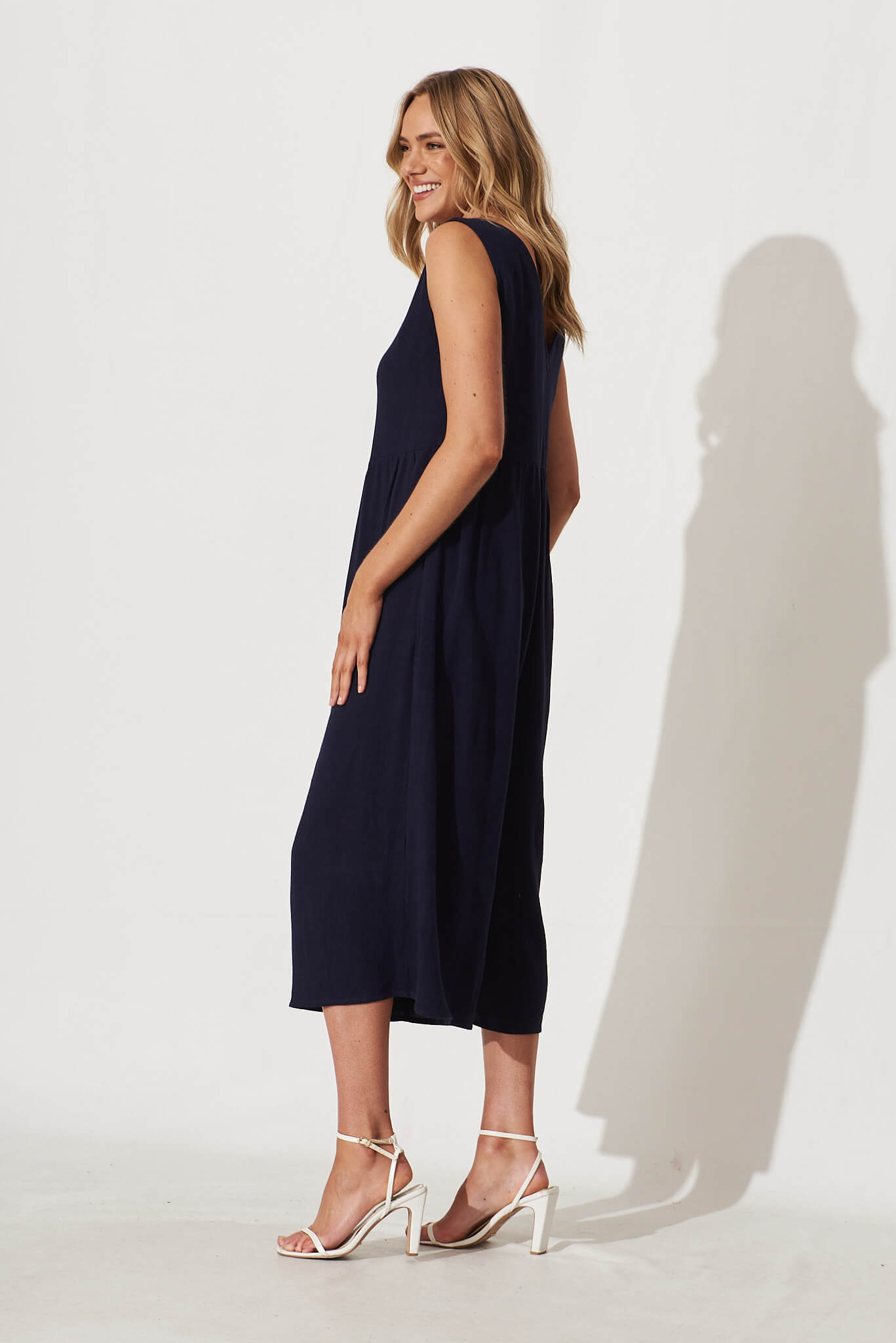 Citta Jumpsuit In Navy Linen Blend – St Frock