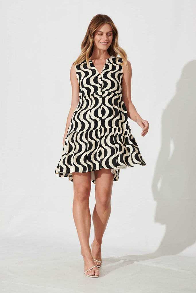 Kimora Dress In Black And Cream Wave Print - full length