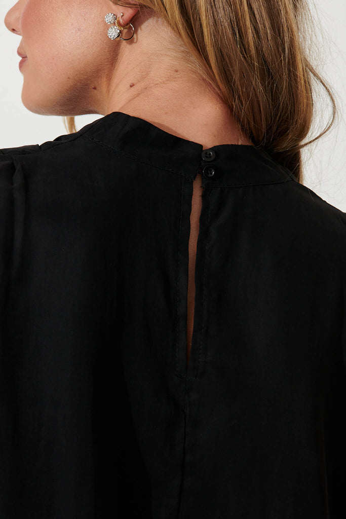 Velvetine Top In Black Cupro - detail