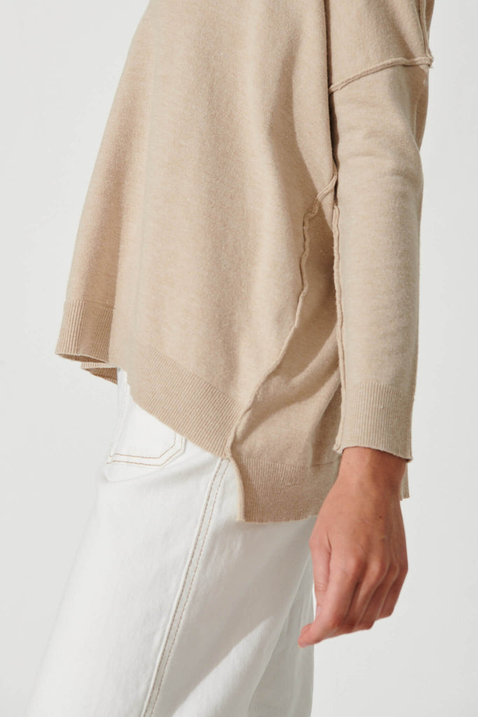 Zamira Knit In Beige - detail