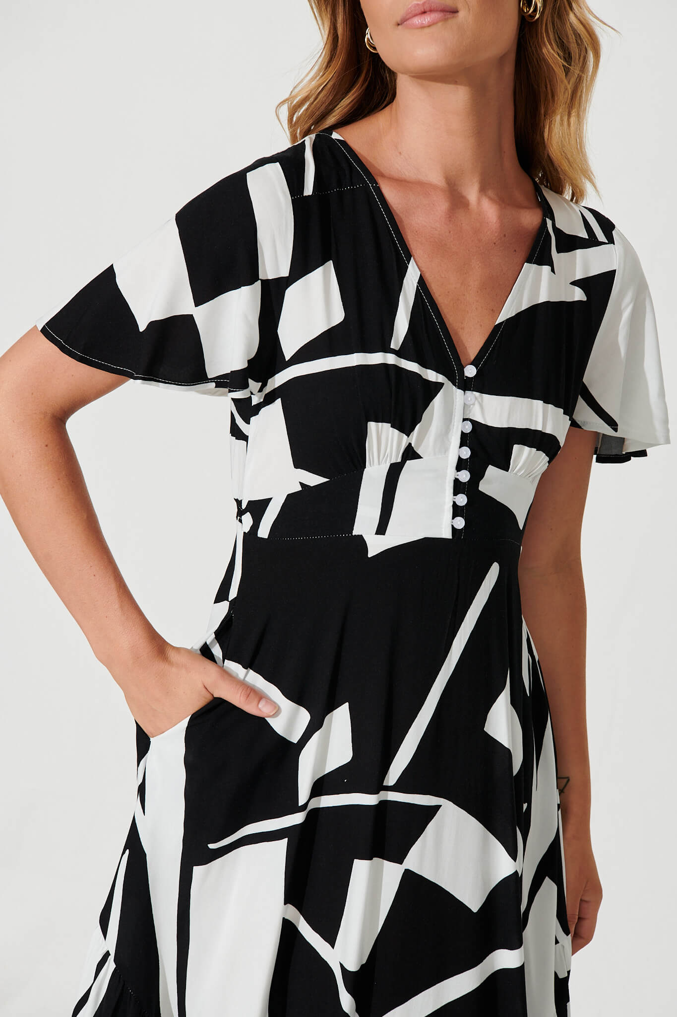 Black & White Geometric Print Wrap Dress