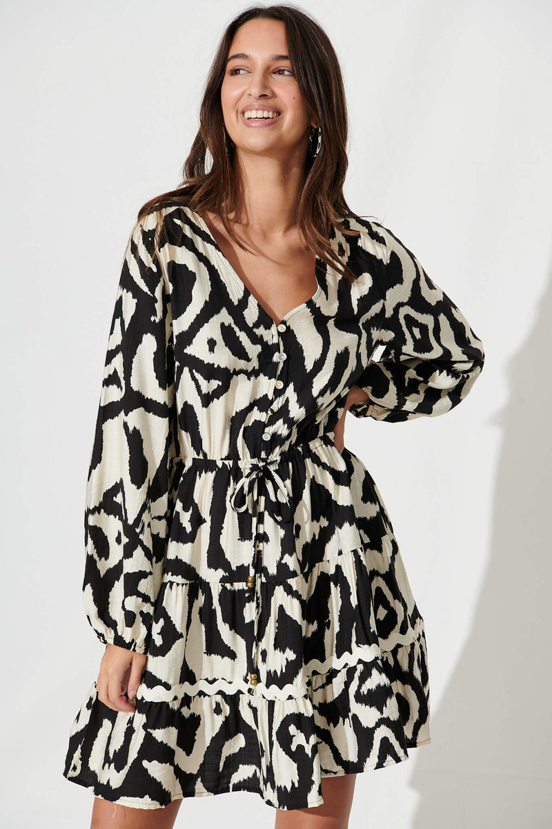 Gail Dress In Black And Cream Print – St Frock