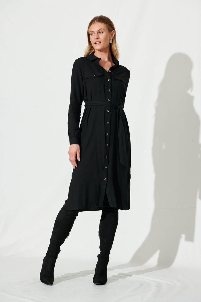 Nirvani Midi Shirt Dress In Black - full length