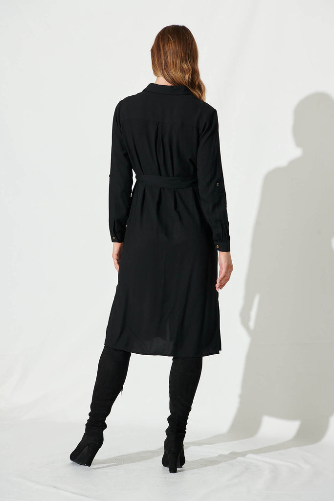 Nirvani Midi Shirt Dress In Black - back