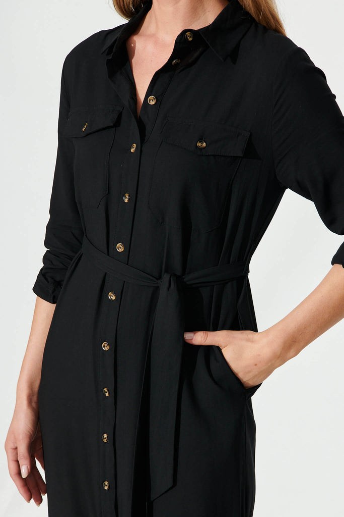 Nirvani Midi Shirt Dress In Black - detail