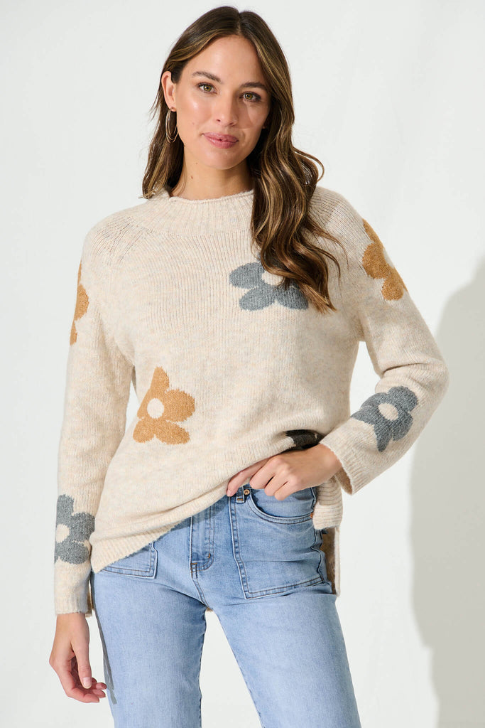 Aster Knit In Beige With Flower Wool Blend - front