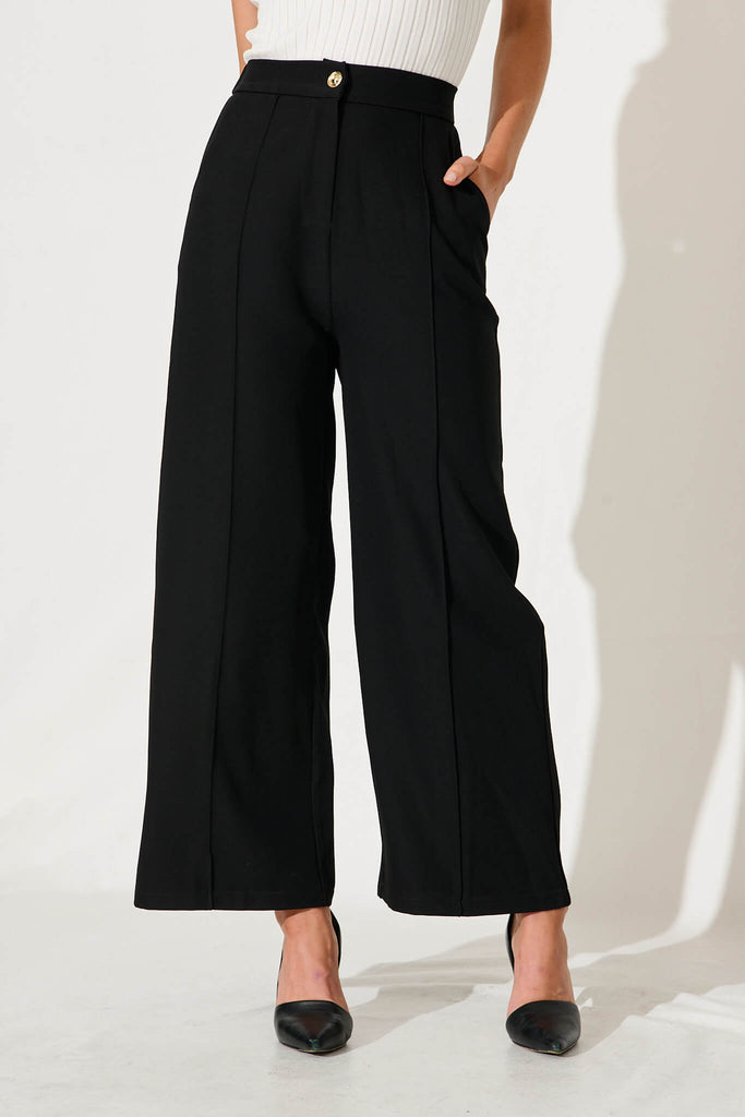 Mantra Pant In Black - front