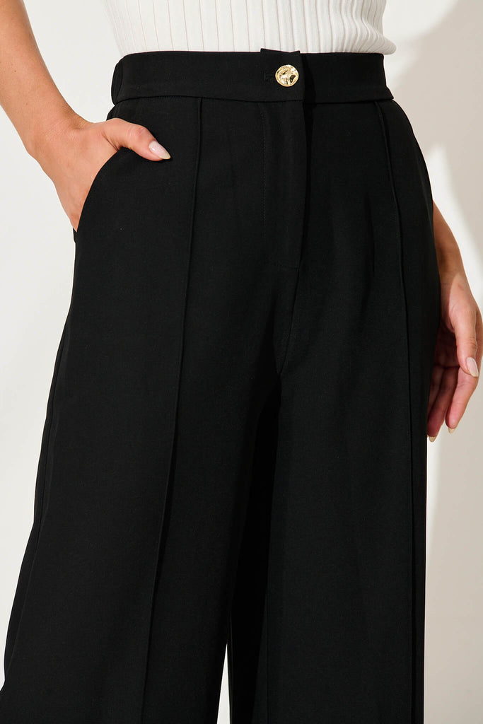 Mantra Pant In Black - detail