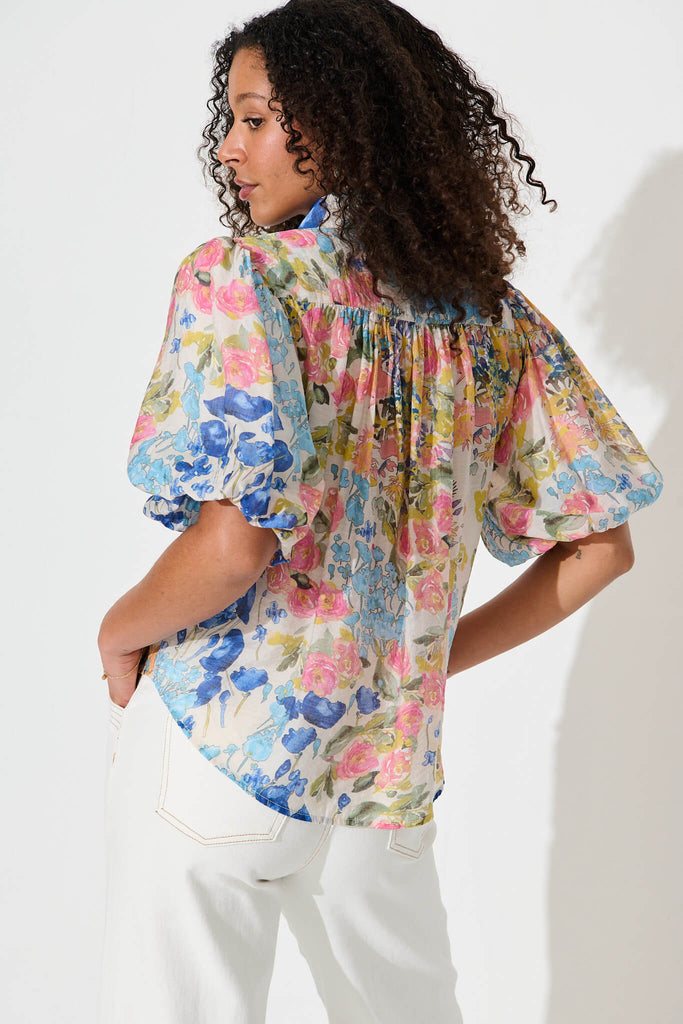 Aeryn Shirt In Vintage Floral Print - back