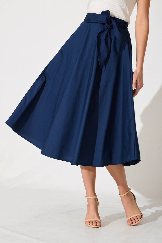 Ivy Midi Skirt In Navy Cotton - front