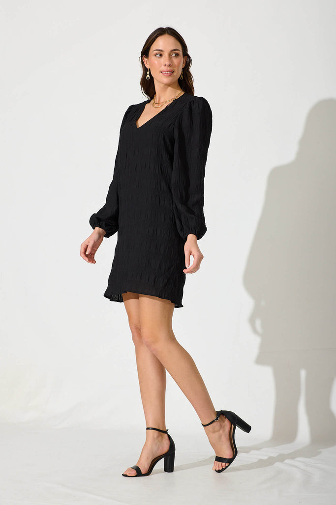 Sivan Dress In Black - side