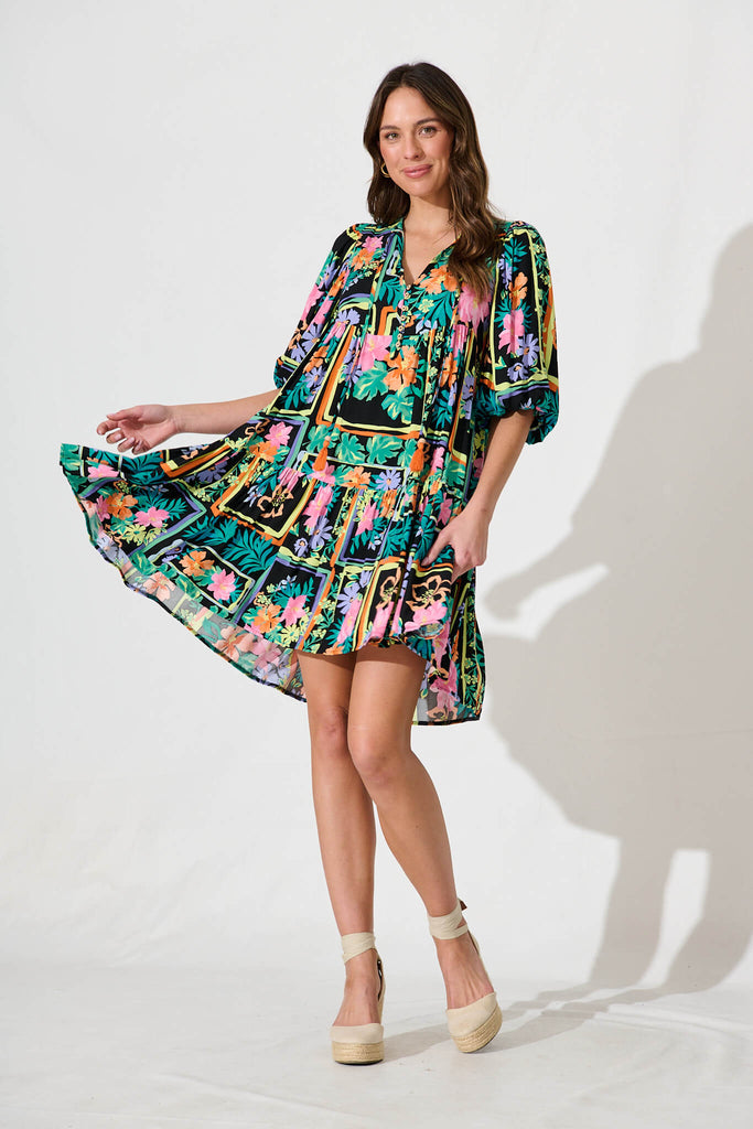 Minnesota Smock Dress In Black Multi Print