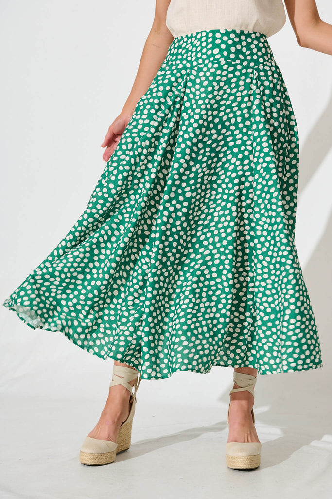 Brandsy Maxi Skirt In Green Spot