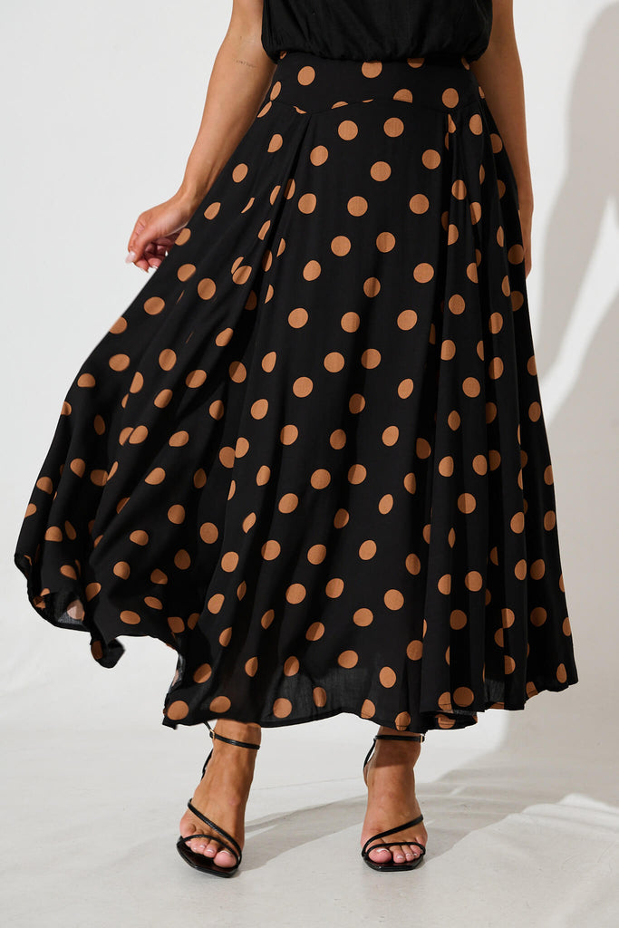 Brandsy Maxi Skirt In Black With Brown Spot