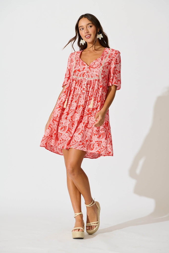 Shake It Out Smock Dress in Red with White Paisley