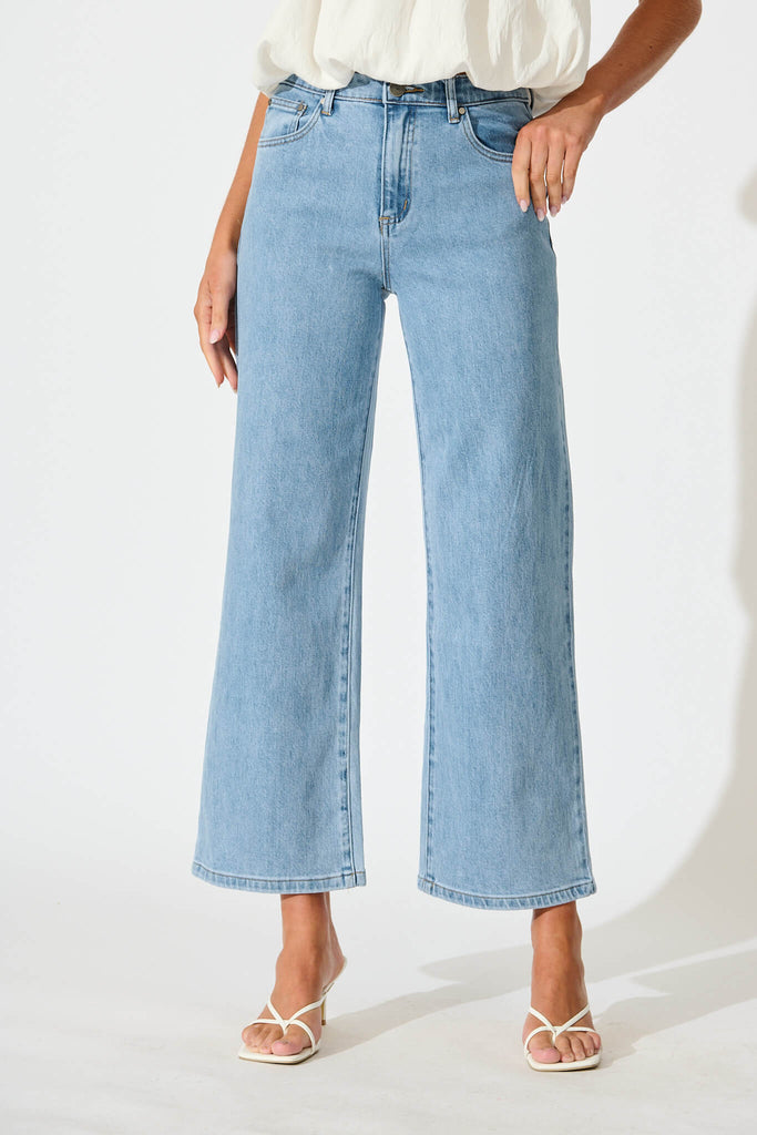 Jency Mid Rise Wide Leg Jean In Light Blue Denim - front