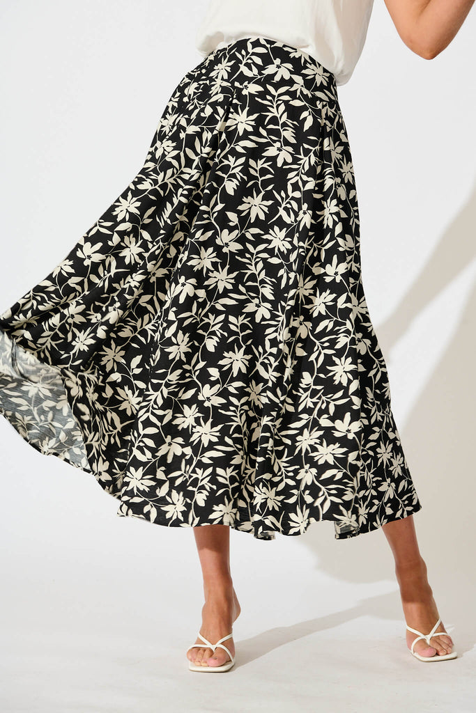 Brandsy Maxi Skirt In Black With Cream Floral - front