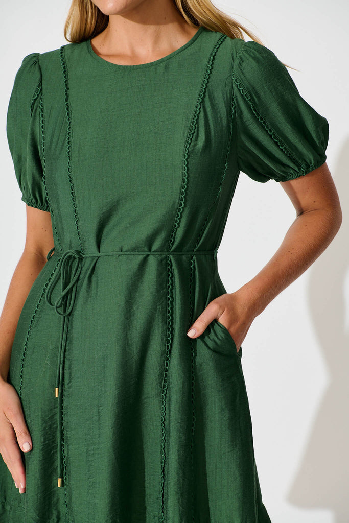 Nia Dress in Green - detail