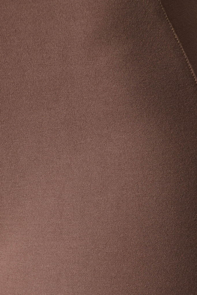 Workflow Stretch Yoga Pants in Mocha fabric