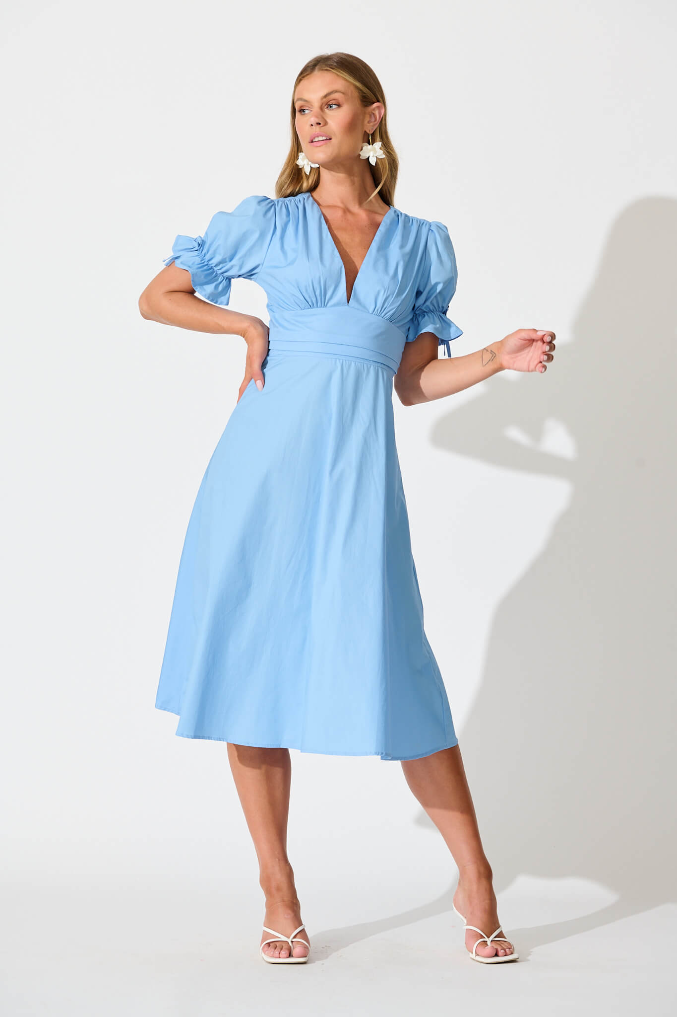 Sunrays Midi Dress in Blue Cotton full length