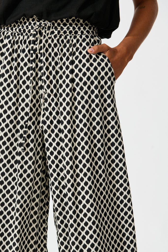 Goldie Wide Leg Pant in Black and Cream Geometric Print detail