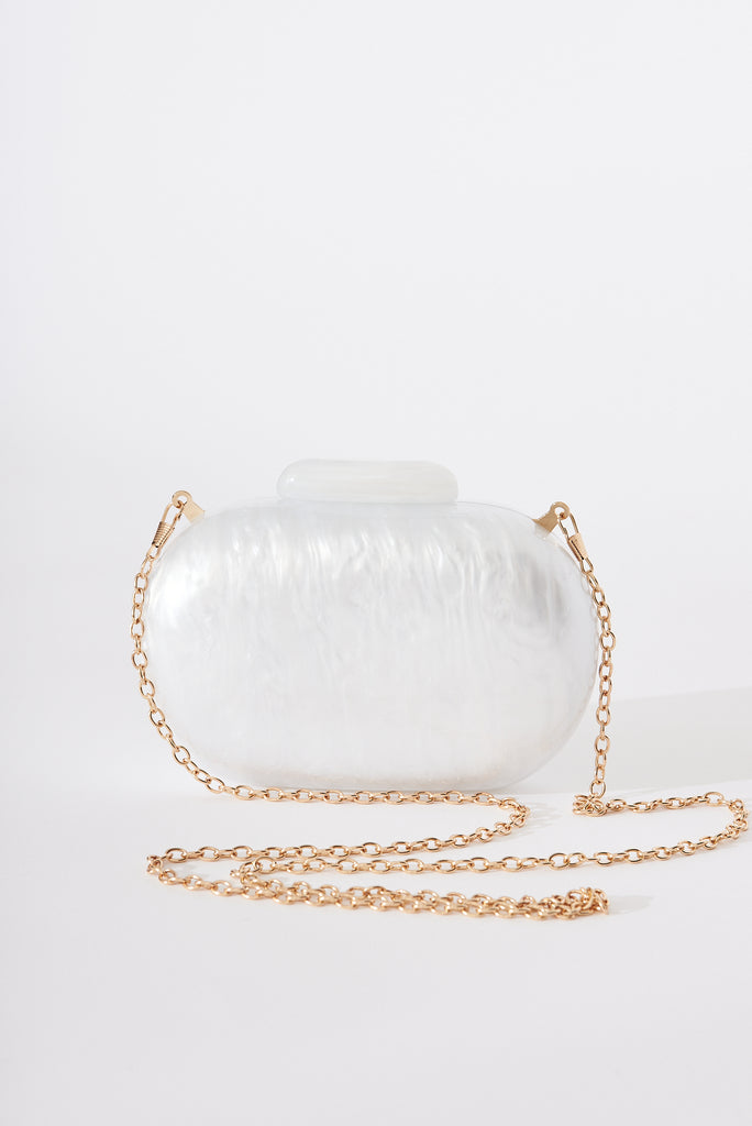 August + Delilah Amaya Clutch In White - front