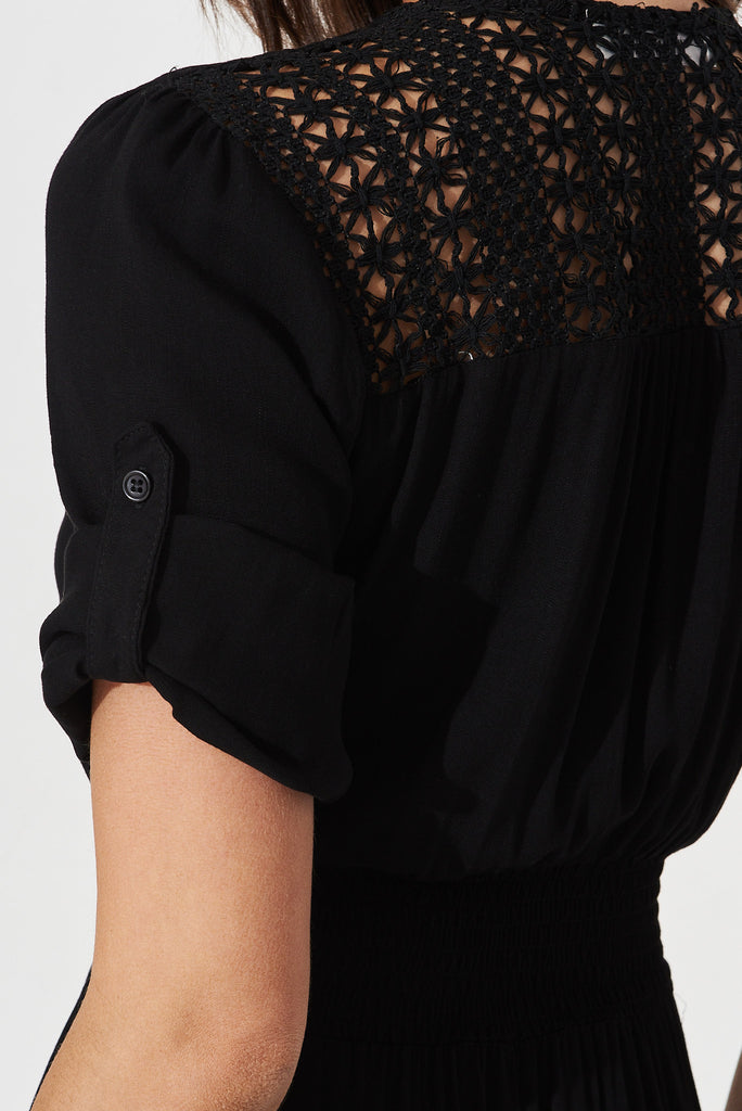 Selena Maxi Dress In Black - detail