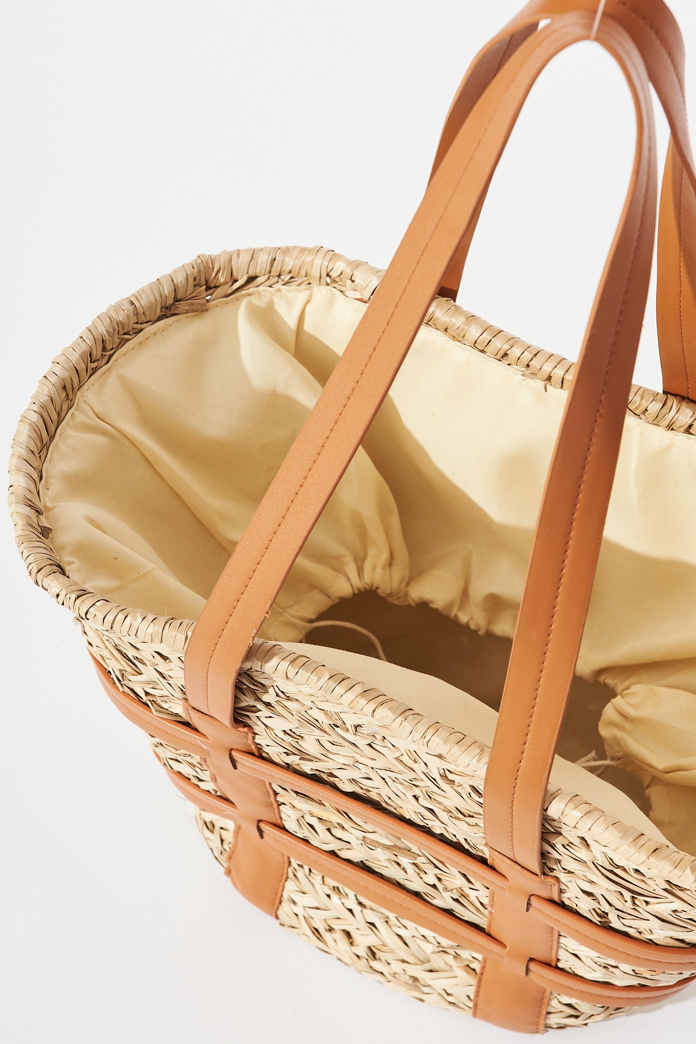 August Delilah Shailee Straw Bag In Tan St Frock