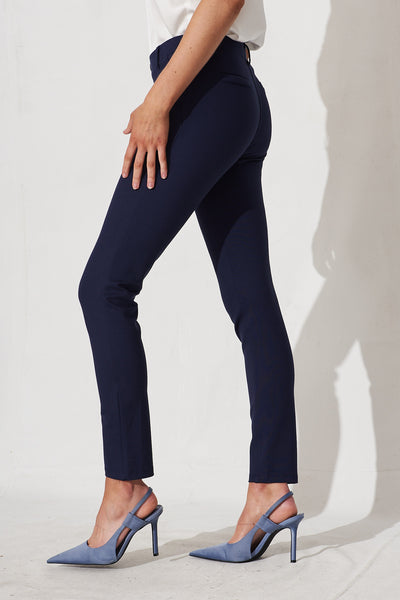 Workflow Stretch Yoga Pants in Navy – St Frock