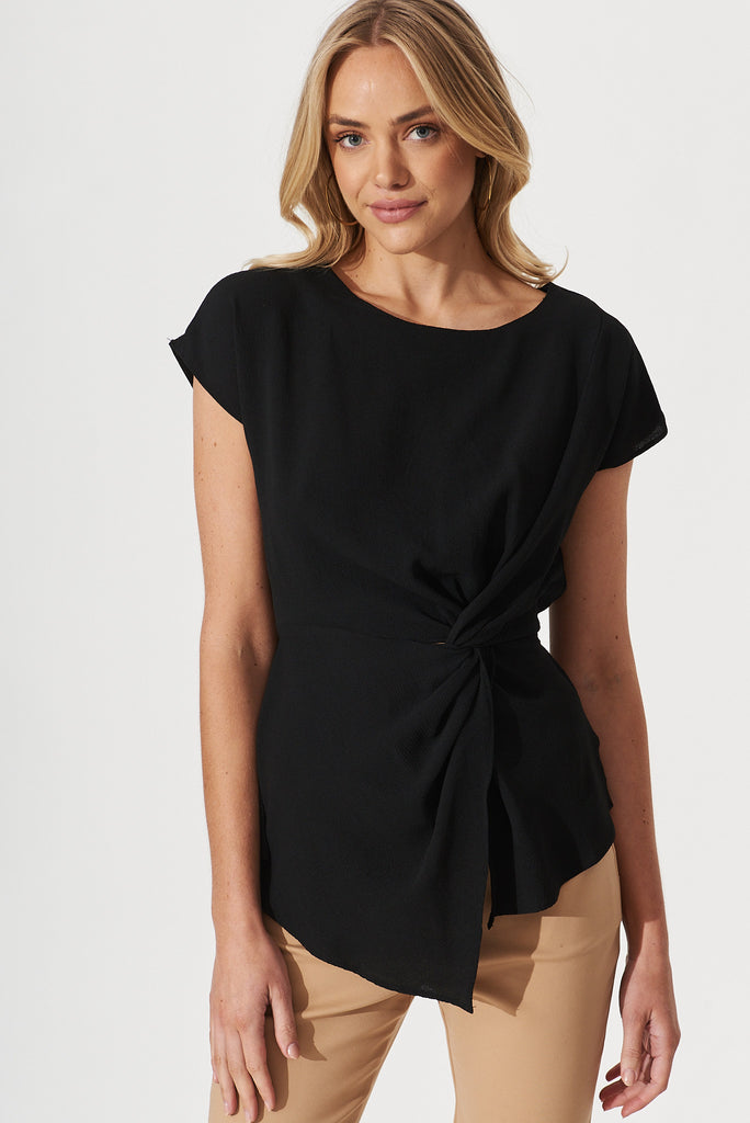 Thania Top In Black Crepe - front